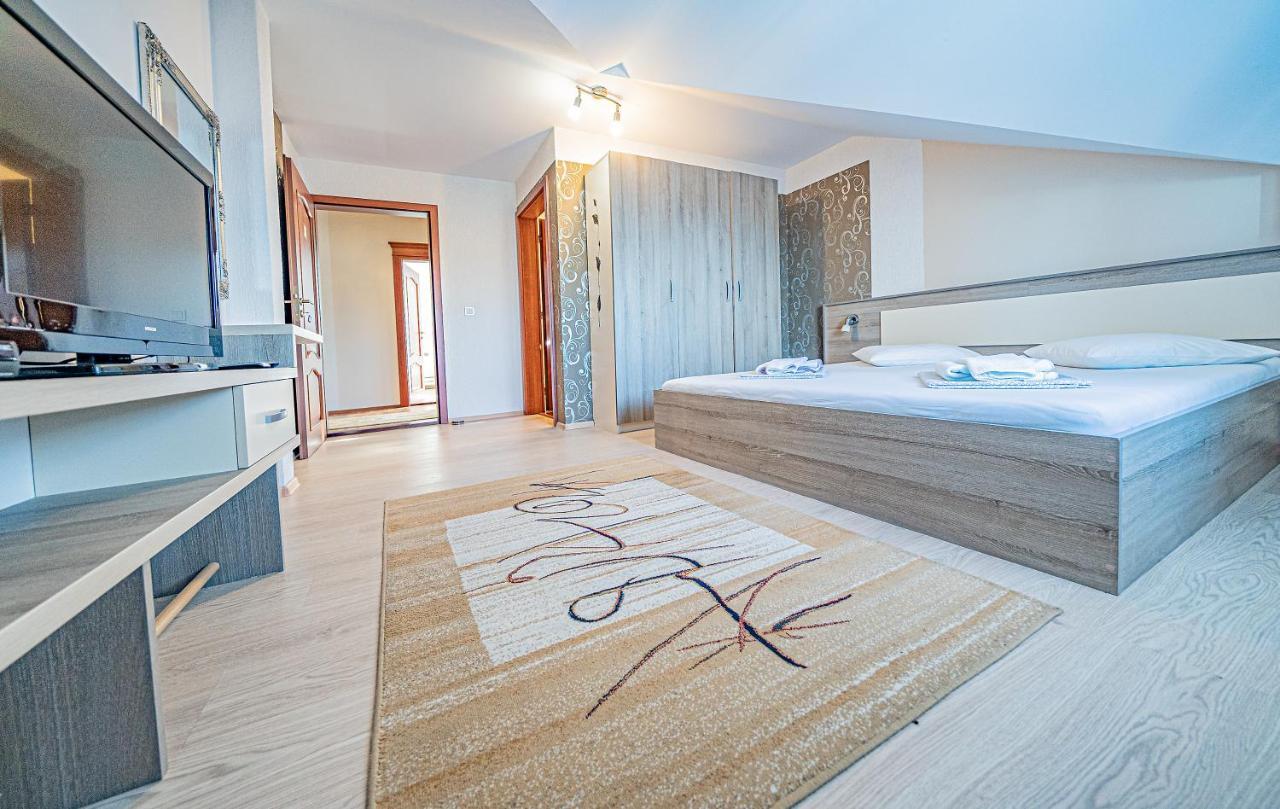 Отель Pension Onix Vienna Airport Maria Ellend Экстерьер фото