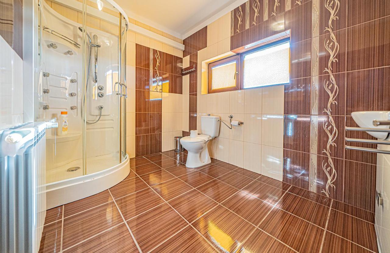 Отель Pension Onix Vienna Airport Maria Ellend Экстерьер фото